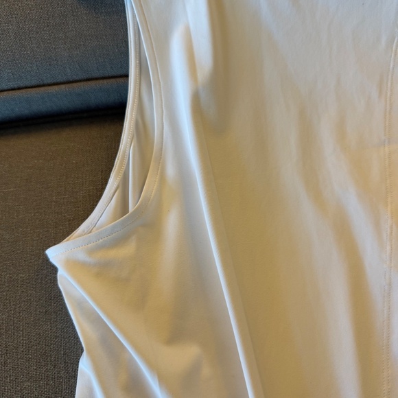 Lululemon Pace Crush Cross-Back Graphic Tank Top - Picture 10 of 15